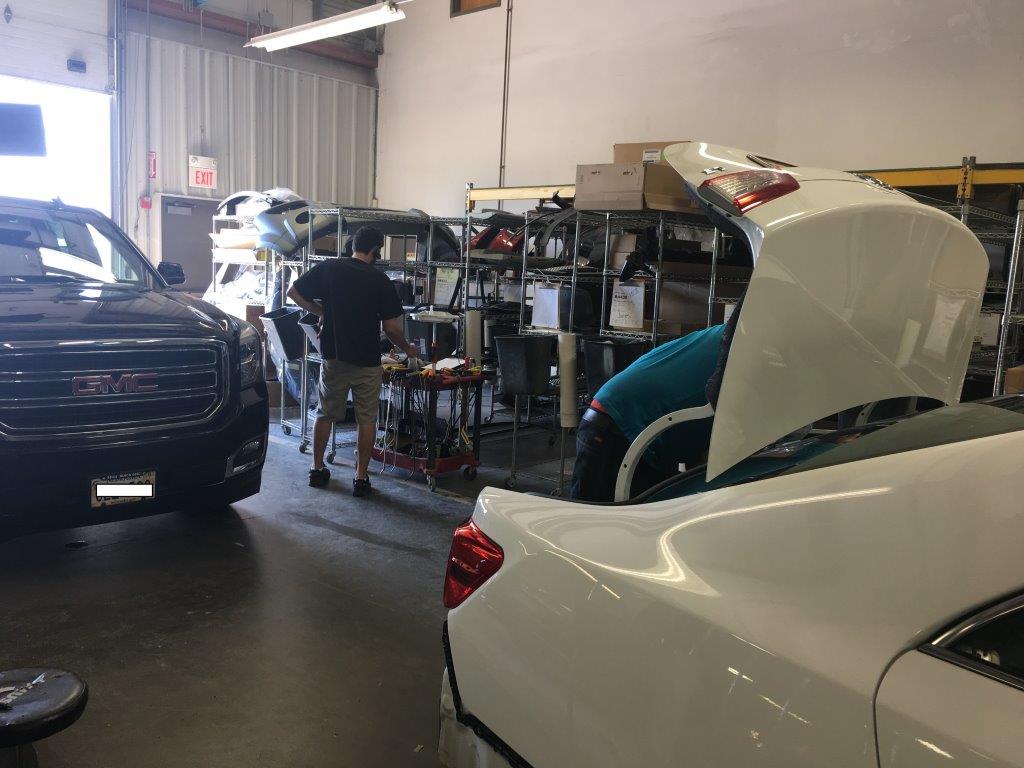 Auto Body PAINTLESS DENT REPAIR